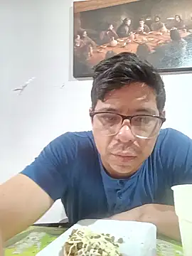 Yankoloco92 online show from July 8, 6:45 pm