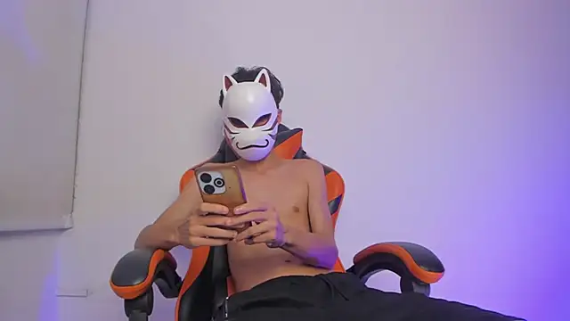 Senpai Lover  online show from March 6, 8:28 pm