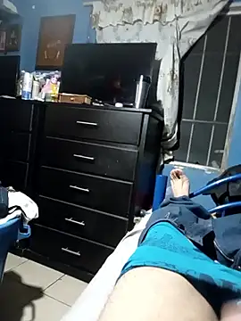 DanielLuna3819 online show from April 1, 5:31 am