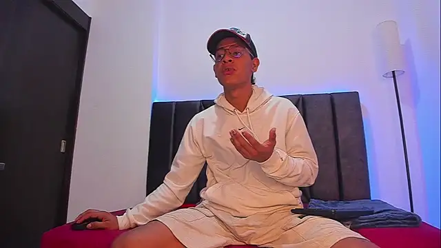 StellayDrake online show from February 10, 1:27 pm