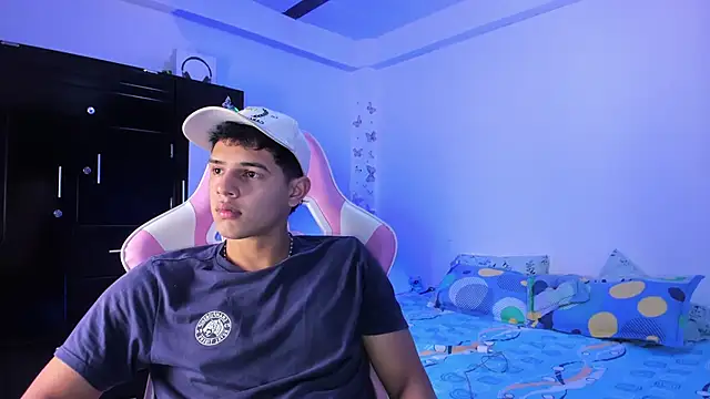 Adrian Prime  online show from February 21, 6:53 pm