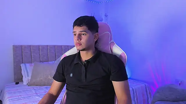 Adrian Prime  online show from June 25, 12:57 am