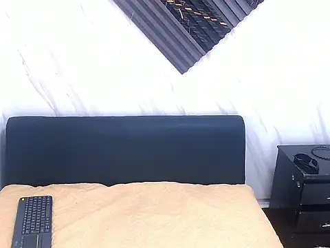 SamiSaturno online show from February 9, 7:07 pm