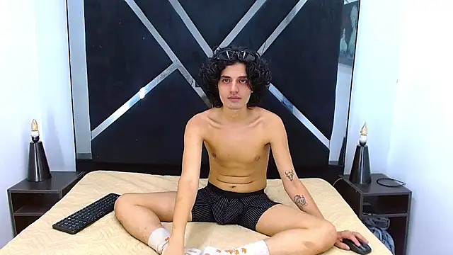 SamiSaturno online show from February 5, 7:21 pm