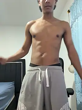 Pedestal diamant online show from February 20, 9:49 pm