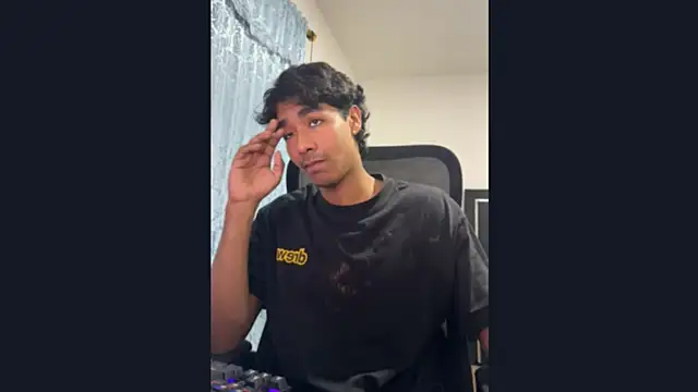 Pedestal diamant online show from February 11, 12:26 am