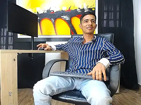 Apolo Richards online show from February 6, 8:39 pm