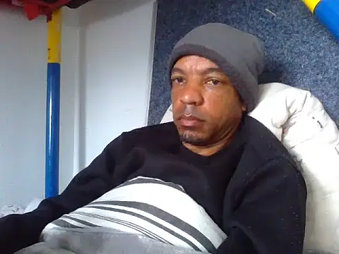 lavelle26 online show from April 21, 7:36 am