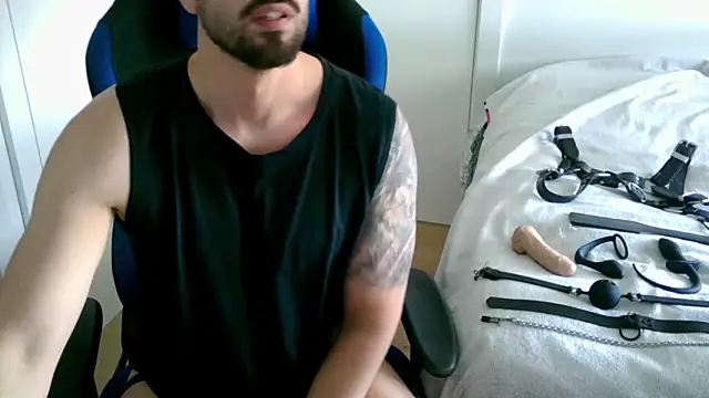 Sub-Titan online show from May 26, 9:16 am