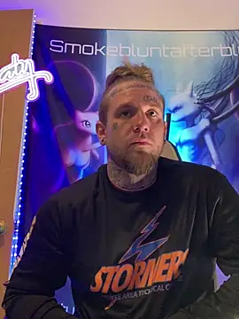 Smokebluntafterblunt online show from March 24, 1:00 am