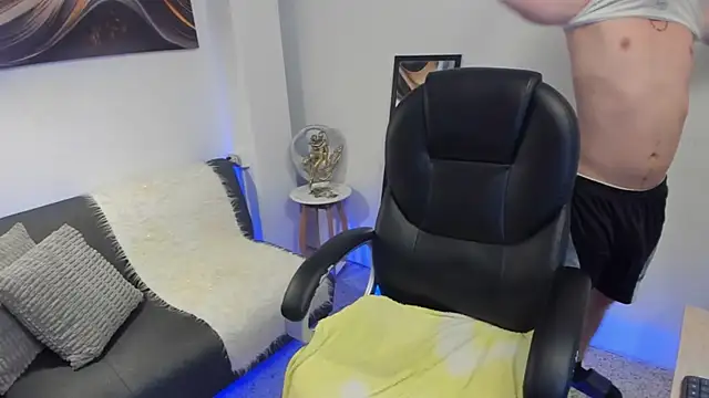 Tommas Jhonson online show from February 22, 6:37 am