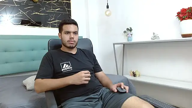 Trevor Ash online show from February 10, 7:13 am