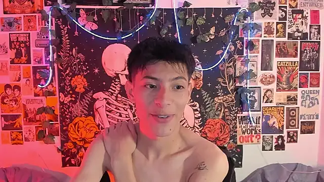 alextop  online show from February 19, 1:35 am