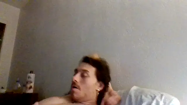 Tallhungandcloudy online show from February 27, 12:06 pm