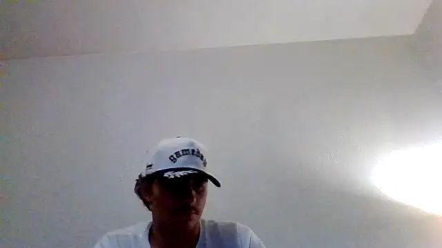 Tallhungandcloudy online show from February 19, 10:56 am