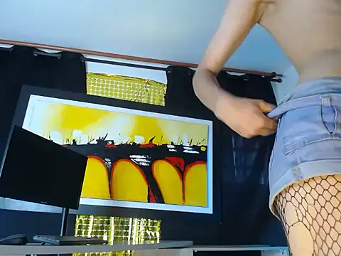 jullian ricci online show from March 13, 8:15 pm