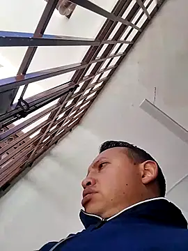 Hachi28 online show from April 3, 12:46 pm