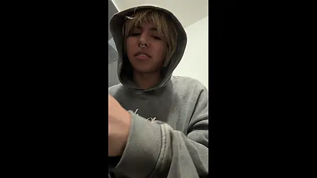 prince oliverr online show from March 31, 2:57 am