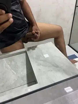 twink231 online show from April 2, 2:20 am