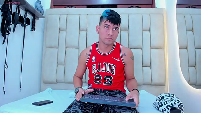 STEVEN OS online show from March 20, 8:29 am