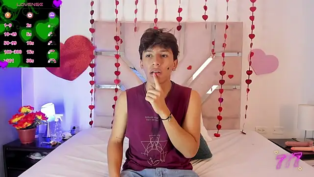 Angel Lux online show from February 23, 7:04 pm