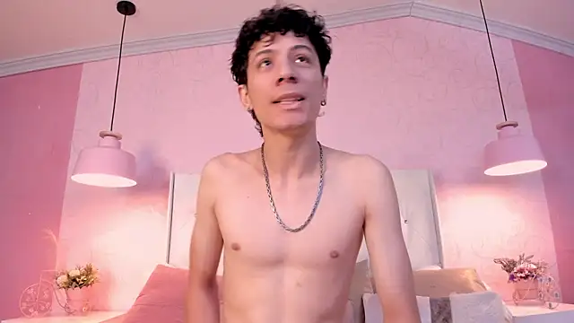 LeoFeniix online show from March 2, 4:56 am