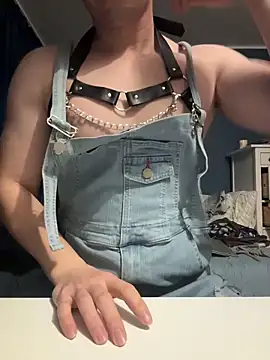 Jason S223 online show from March 14, 9:44 pm