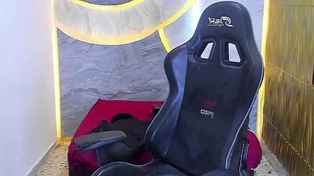 Matheus Ic  online show from March 30, 8:32 pm