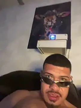 Hunno online show from February 22, 9:10 am