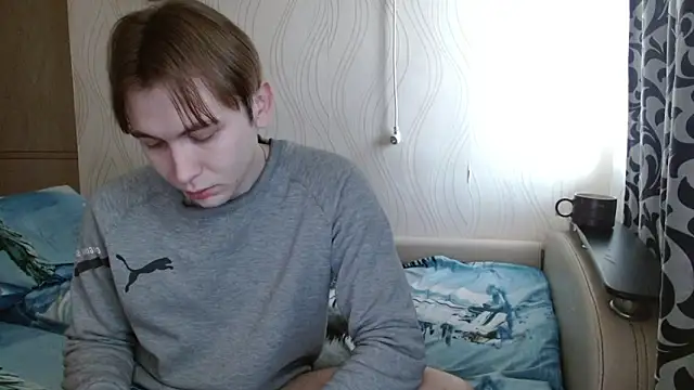 meowgary online show from April 10, 5:03 am