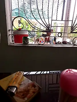 hungdecu online show from March 2, 10:33 am