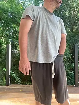 chubbylittlesecret online show from April 6, 9:37 pm