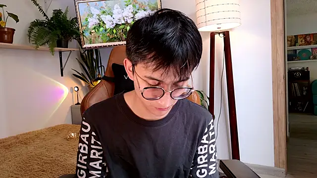 Sr evann online show from April 11, 1:47 pm