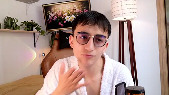 Sr evann online show from March 4, 3:41 pm