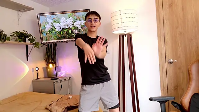 Sr evann online show from March 5, 3:52 pm