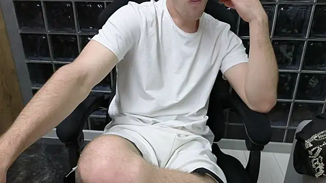 chantatummm online show from May 25, 9:54 pm