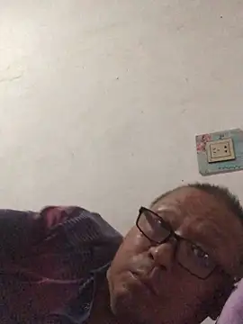 yaocaobi8 online show from April 13, 1:34 pm