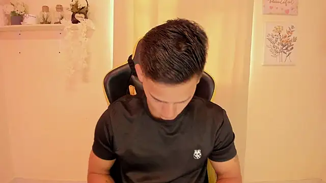 sexy andres01 online show from March 19, 3:26 pm