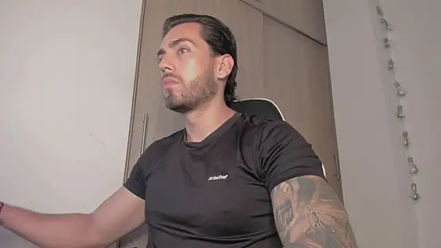 Axel  Blaze online show from April 9, 12:22 pm