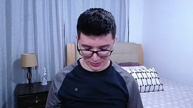 BlackFoXXX69 online show from April 2, 8:27 pm