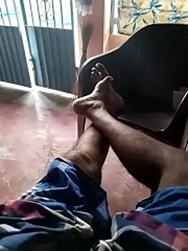 sathish2895 online show from April 27, 12:24 pm