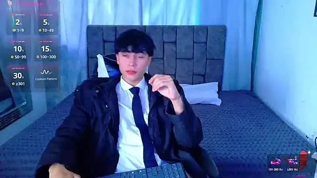 Dantekent online show from April 7, 1:33 pm