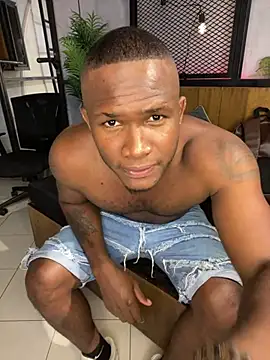 DarianWill18 online show from March 8, 3:32 am