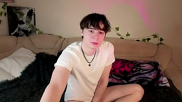 AnthonyCuutie online show from March 9, 6:57 pm