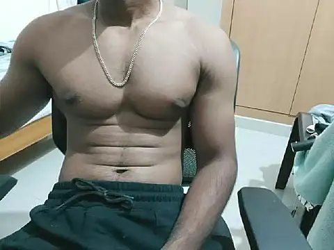 kratosTheHunk online show from August 6, 5:19 pm