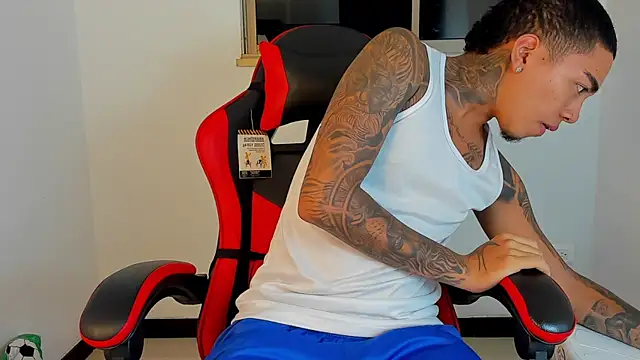 Mnell28 online show from April 10, 8:43 am