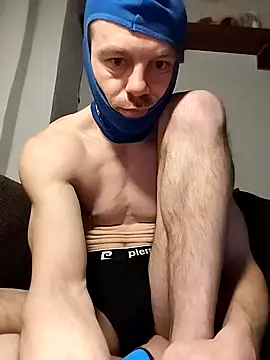 MatusCaddy online show from April 12, 2:48 am