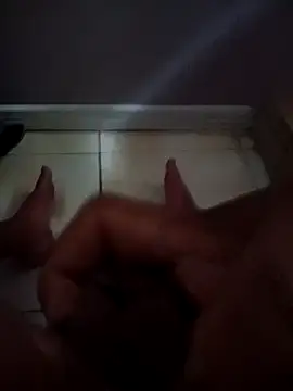josue23cm online show from May 3, 2:42 pm