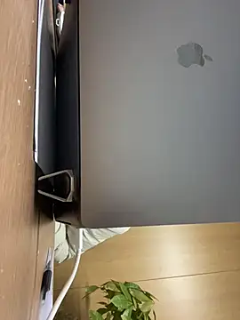 yingying001 online show from March 5, 10:33 am