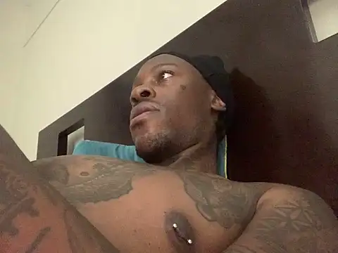 bigyenwood online show from April 24, 1:41 am